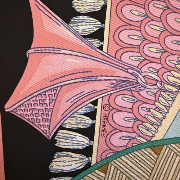 New NWT HERMES Tapis de Selle Black Rose Multi 90 cm Silk Square Scarf Box RARE - Picture 7 of 16